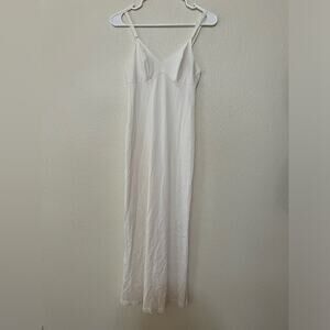 Gossard Artemis 8014 | Vintage lace trimmed nylon midi slip dress 32